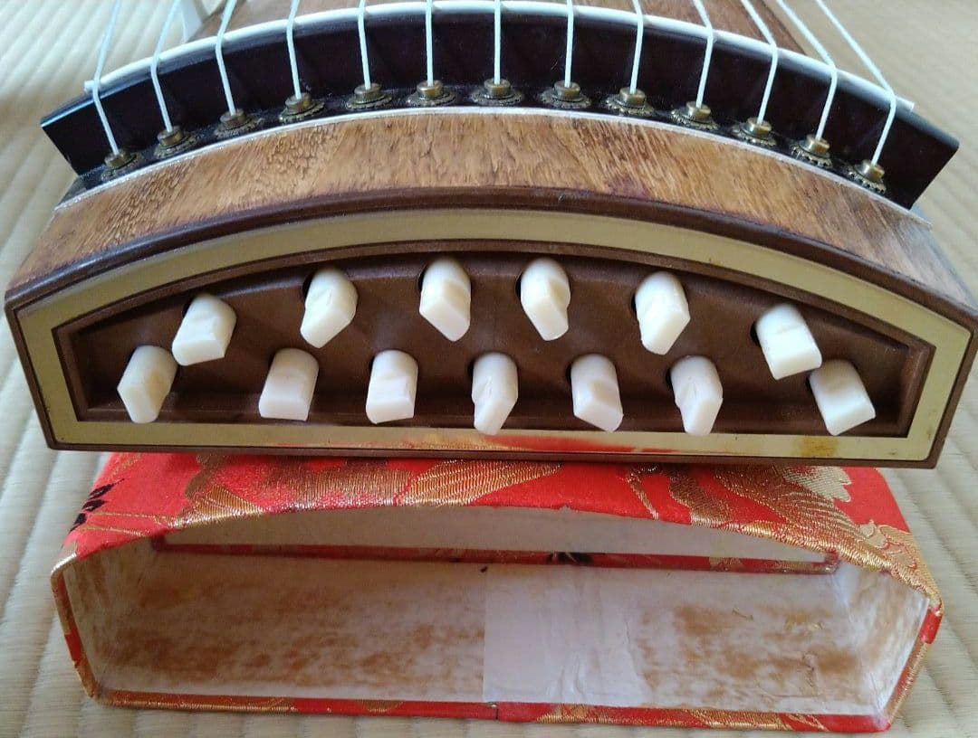 ☆短琴 だれでも弾ける高級三尺琴 弾龍