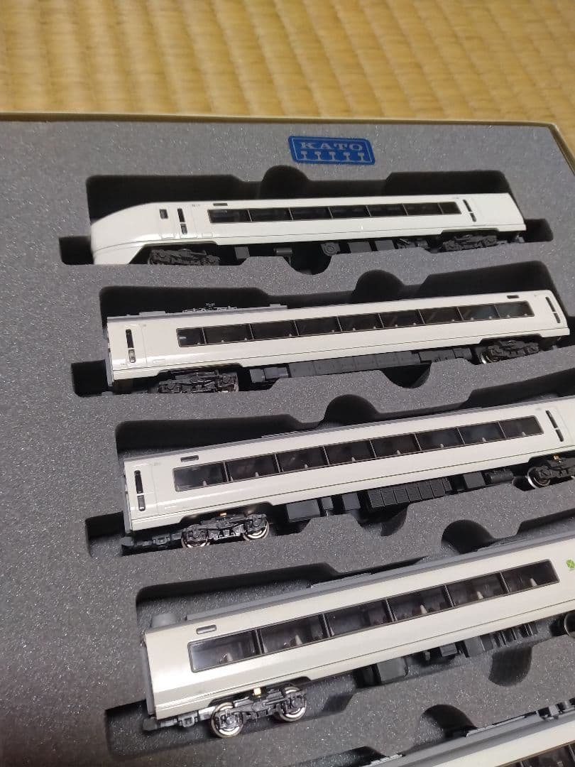 KATO 651系 スーパーひたち Nゲージ　10-164 交直両用特急形電車