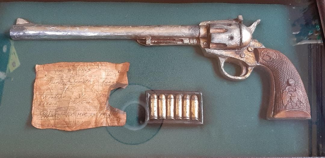 銃レプリカコルト額飾り