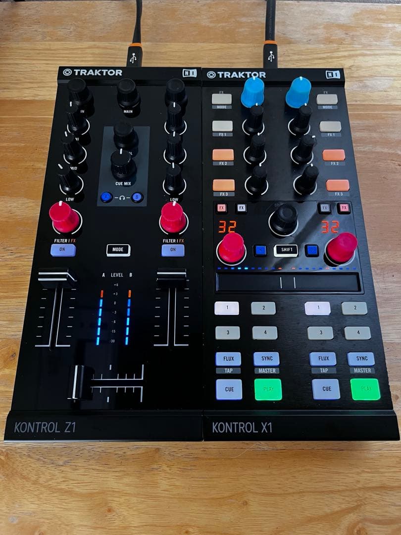 Traktor Kontrol Z1 X1 Pioneer DJ Oyaide Native Instruments Traktor