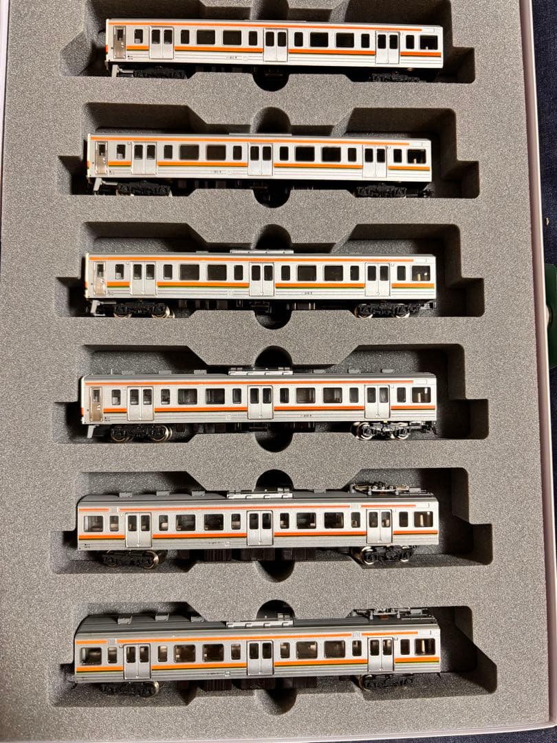 KATO 211系(旧製品)13両　モーター付き