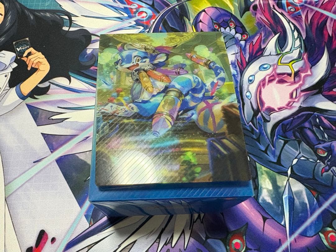 ヴァンガード クレヨンタイガー デッキケース - メルカリ