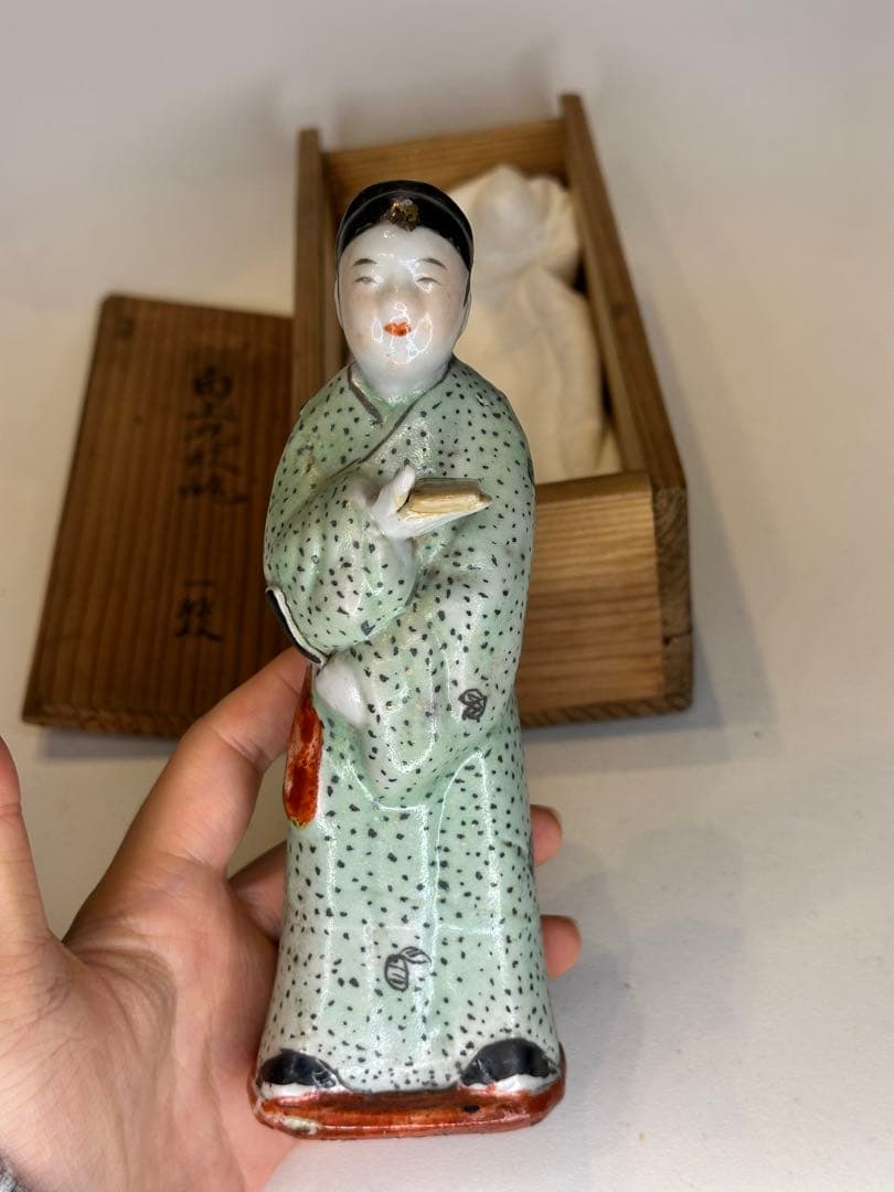 中国美術 清時代 粉彩 人物置物 共箱付 火漆封印有 骨董品