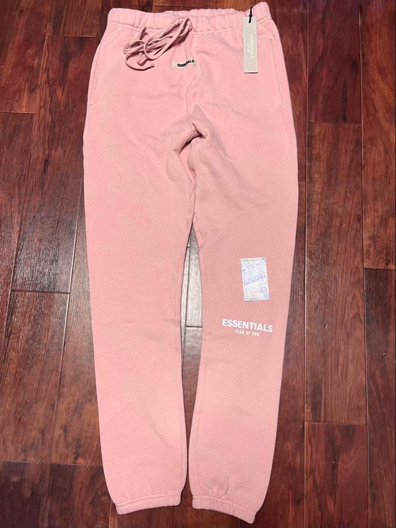 fog essentials スウェットパンツ反射フォント ピンク裏起毛