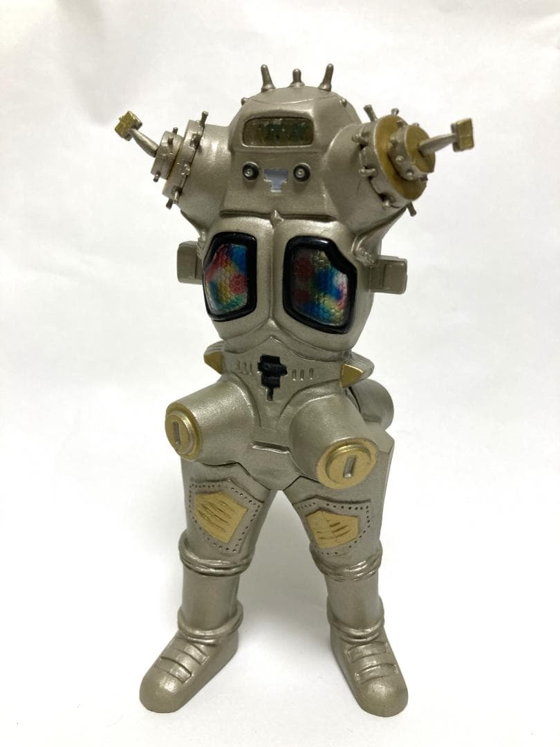 輸送箱付】アルティメットルミナス キングジョー ウルトラセブン