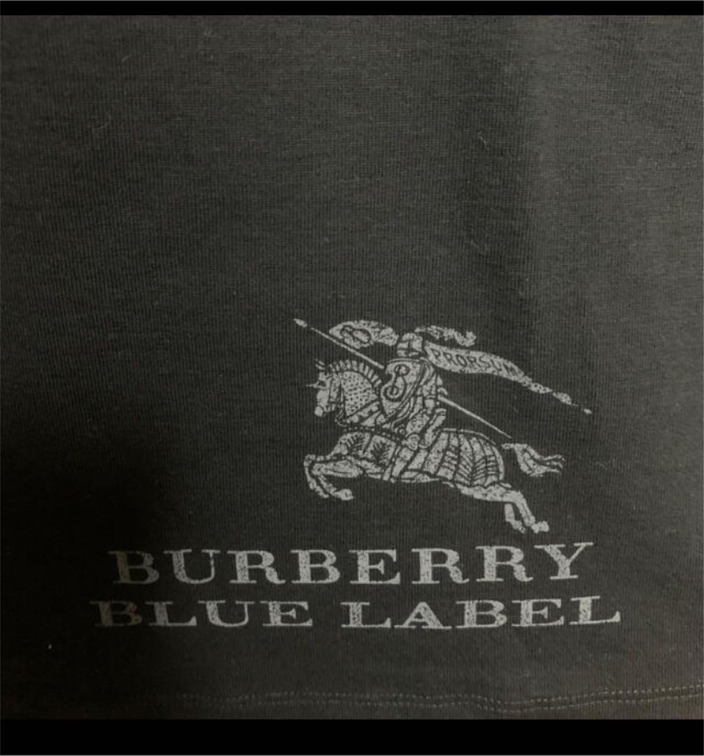 Tシャツインナーにもバーバリーロゴ入りBURBERRY値下人気