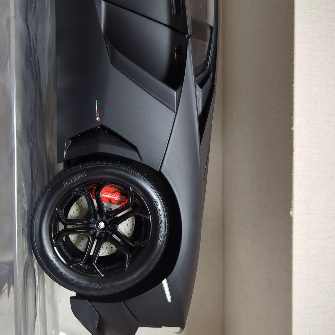 1/8 ポケール Pocher ランボルギーニ アヴェンタドール