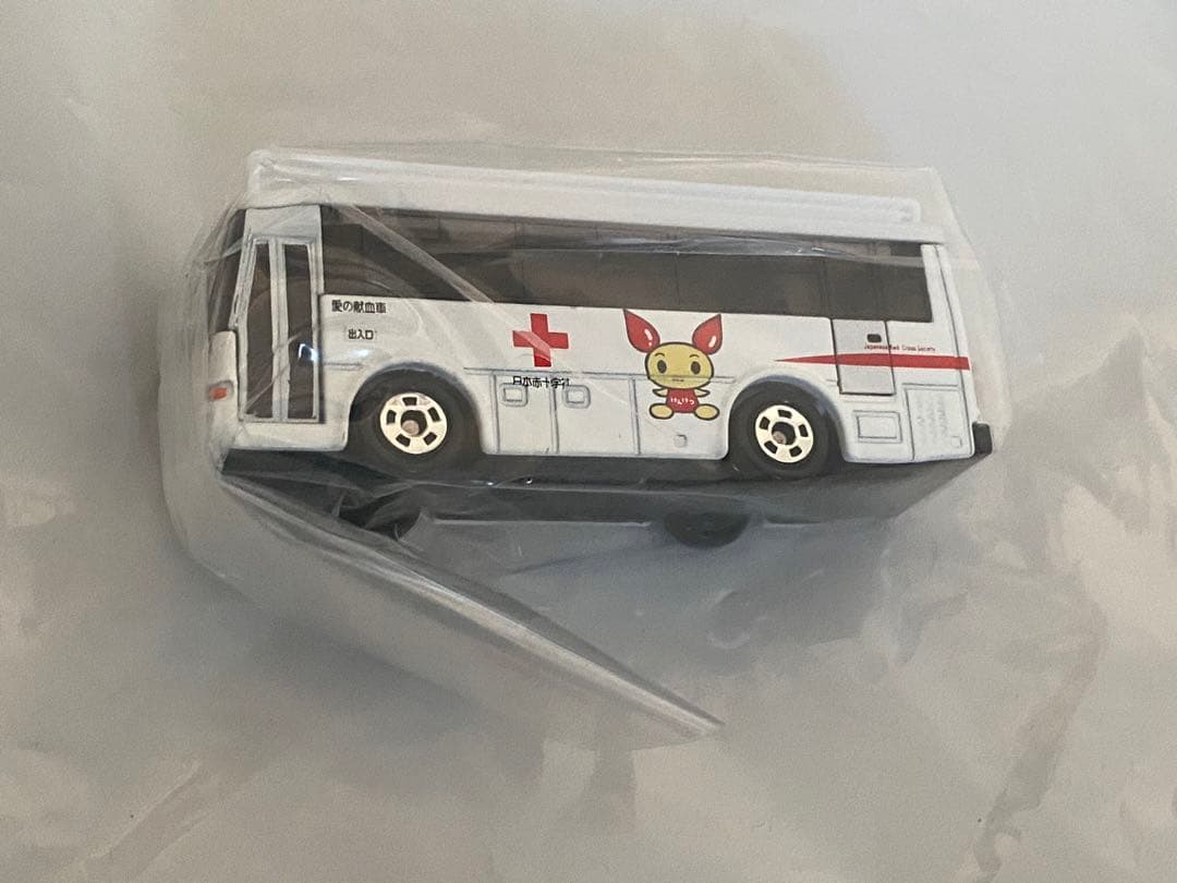 新品未開封☆けんけつちゃん☆トミカ☆献血バス☆2024☆非売品