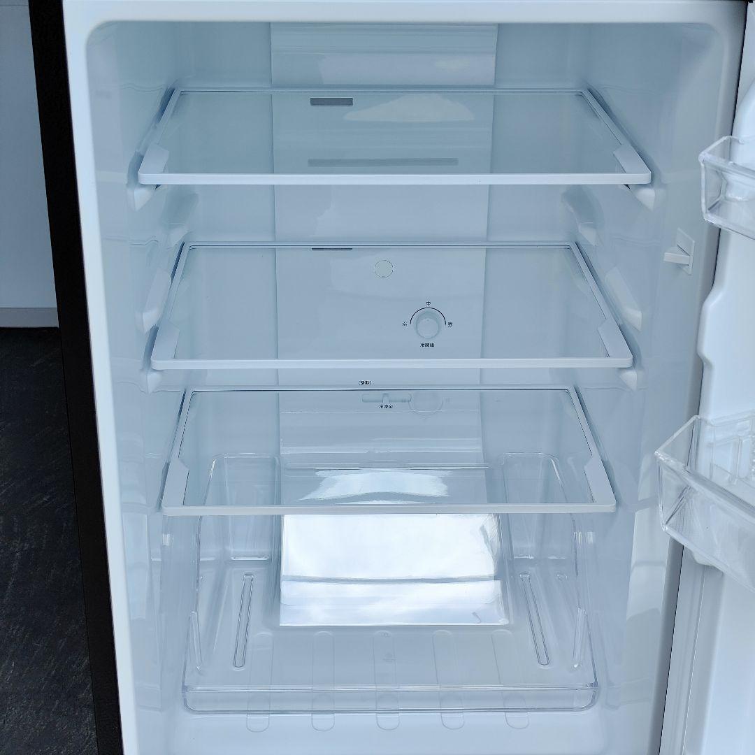 カラー　高年式2024年製ヤマダノンフロン冷凍冷蔵庫 YRZ-F15LK