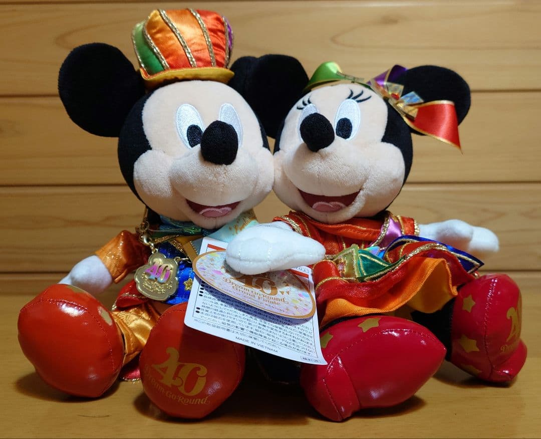 ディズニーDISNEYミッキーマウス＆ミニー記念品付ペアぬいぐるみ40周年