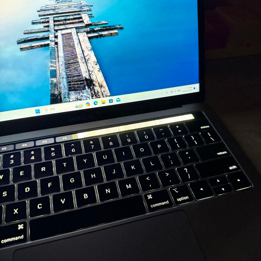 ジャンク】MacBookPro 2019年モデル Touch Bar CTO