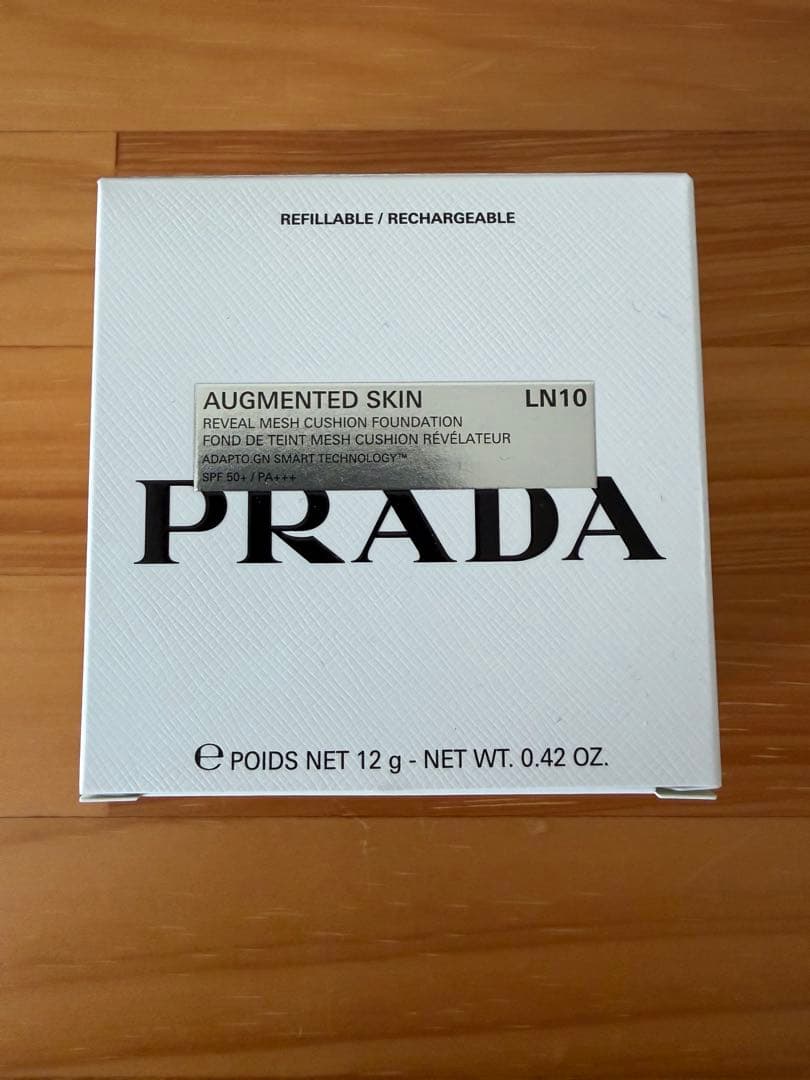 プラダ リヴィール メッシュクッション ファンデーション　カラーLN10