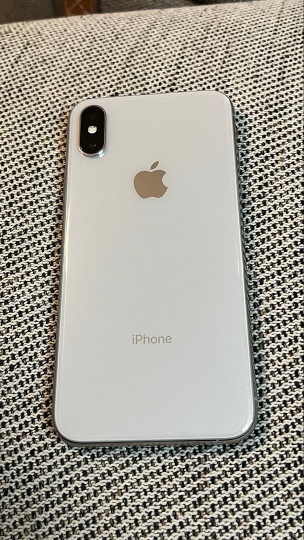 美品】Apple iPhone Xs シルバー 本体 256G
