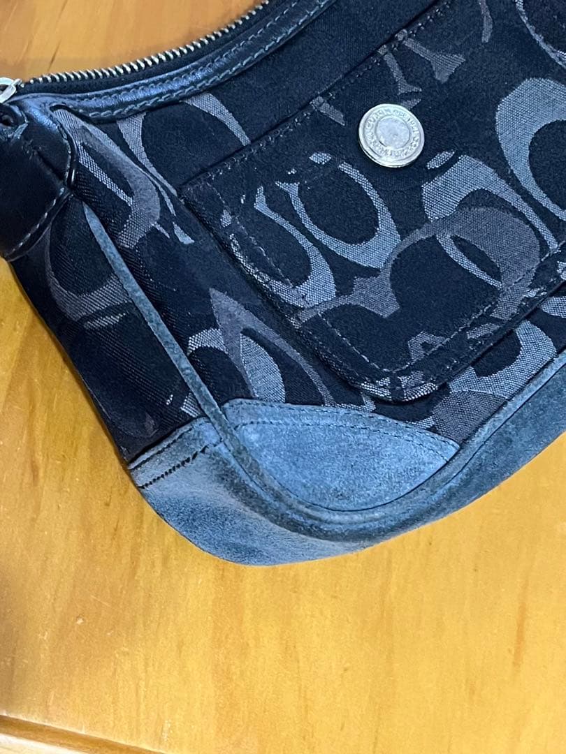 希少◆COACH ◆アクセサリーポーチ ハンドバッグ シグネチャー 黒