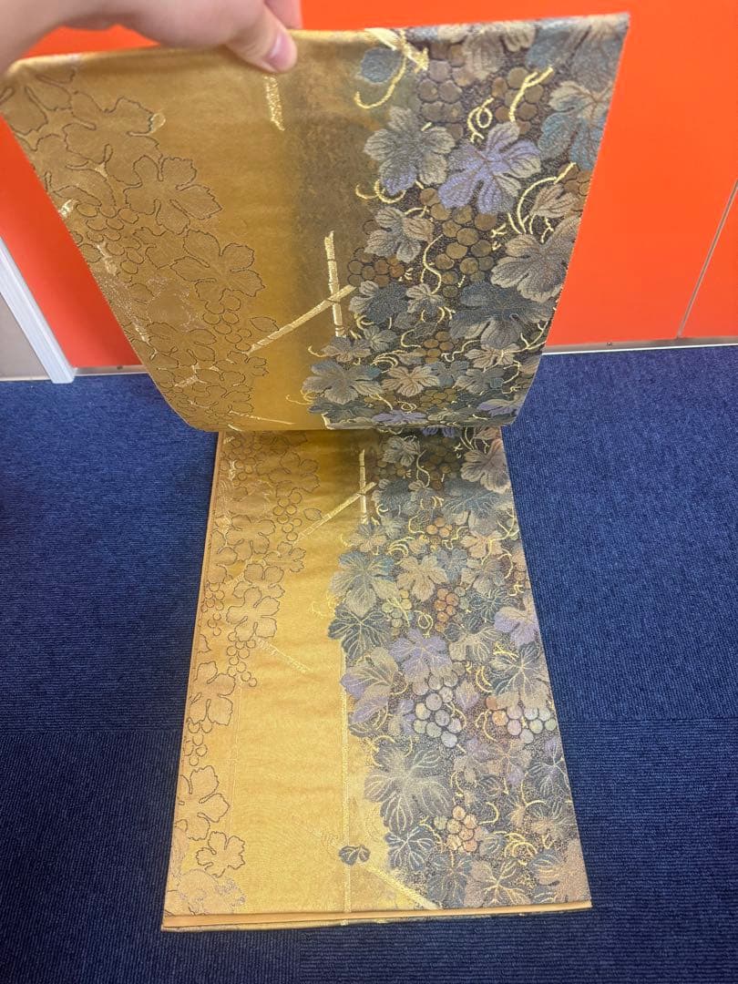 2660袋帯 古代彫金紋 西陣織 金糸 高級上質上品 約440cm 未使用