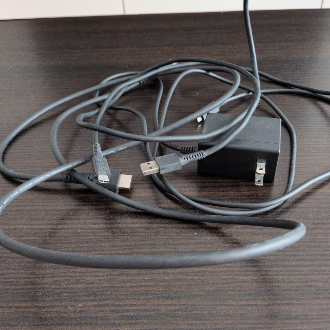 Nintendo Switch 本体 グリーン・ピンクジョイコン