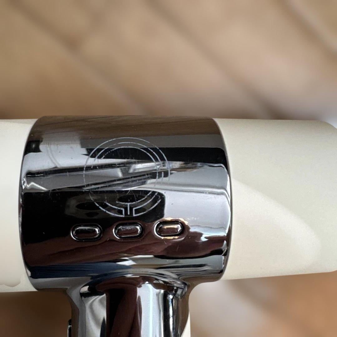 KINUJO（キヌージョ）　ＫＨ001ヘアドライヤー（正常動作品）