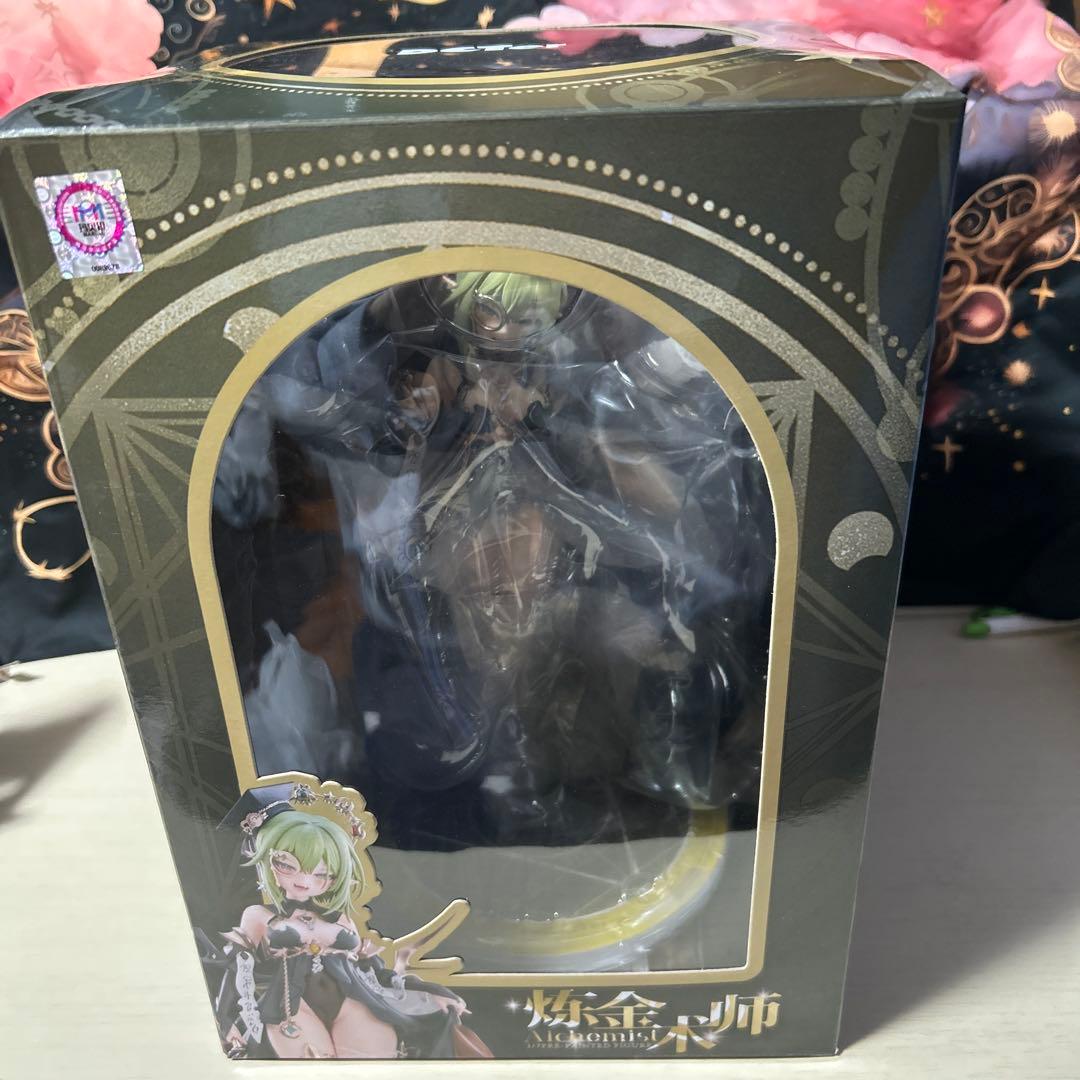 アルケミスト 錬金術師 フィギュア 1/7スケール 美少女 イラストレーター・freng氏が描くエルフの錬金術師「アルケミスト」の