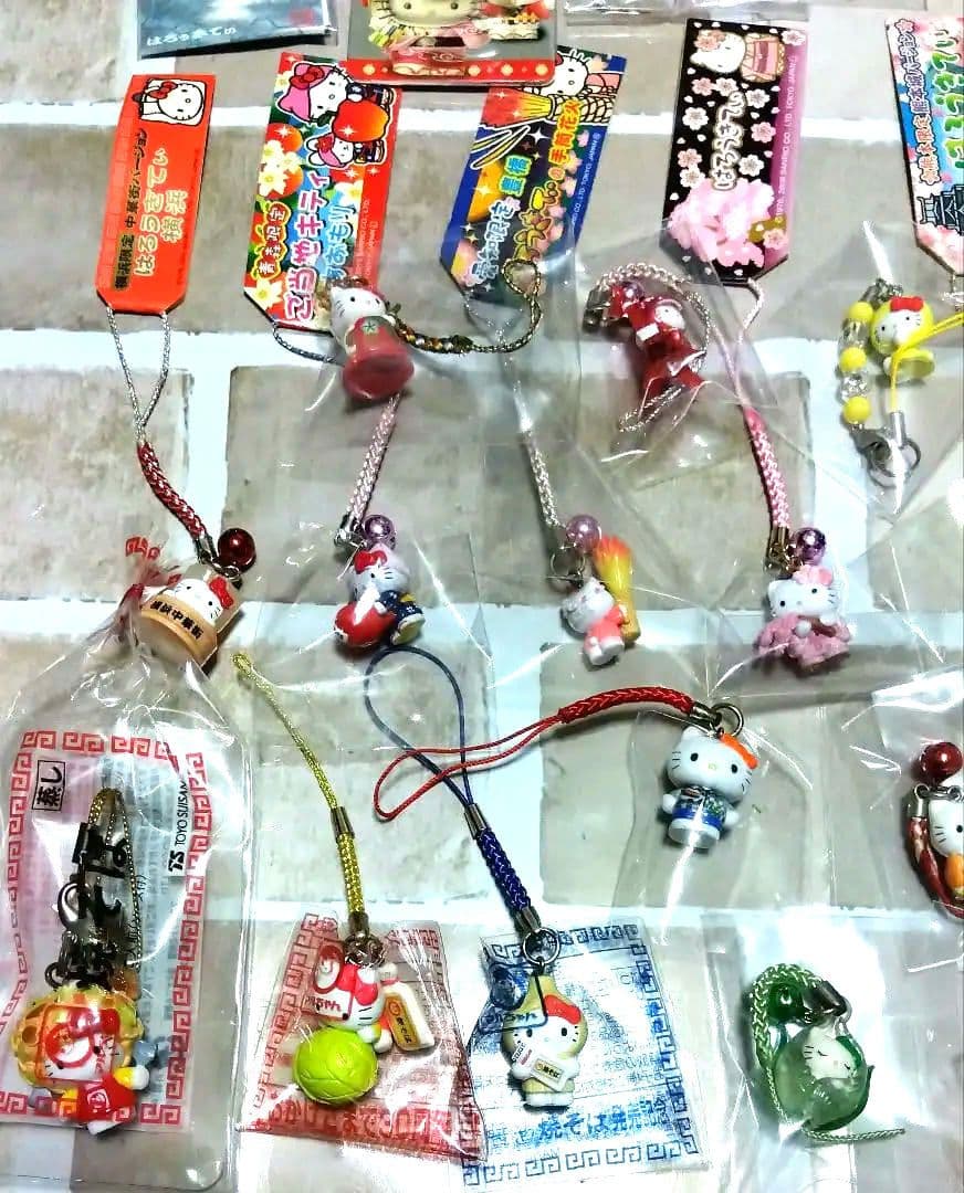 ハローキティ ご当地限定ストラップセット 61個セット【おまけ付き