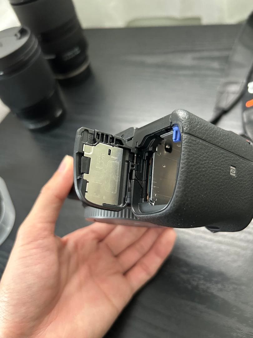 撮影回数1993回 SONY α6400 ボディ本体 Eマウント ミラーレス一眼