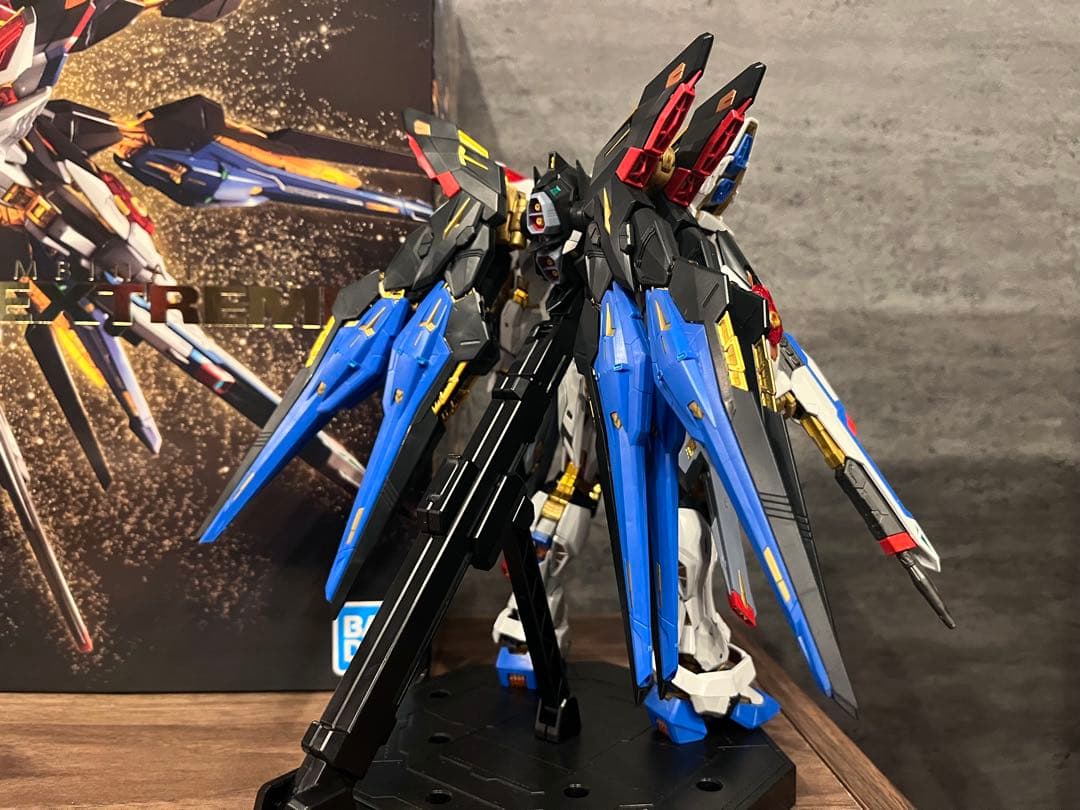 素組品 MGEX ストライクフリーダムガンダム