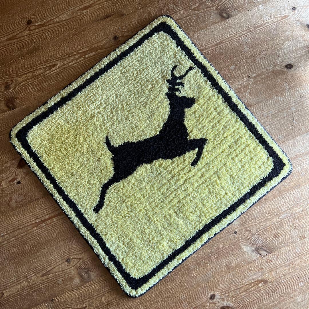 B Sign Rug Yellow ¥ellow Bucks イエローバックス - メルカリ