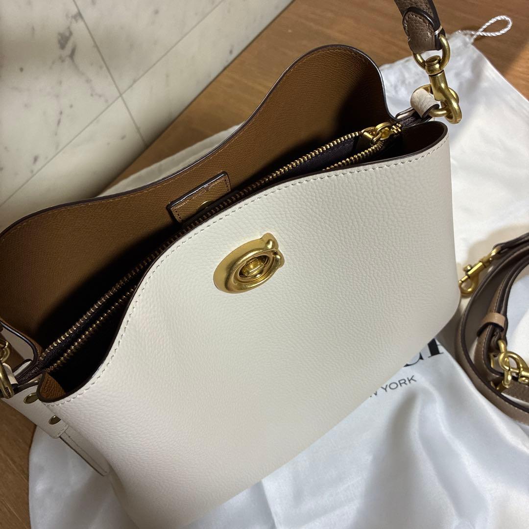 コーチ　ウィロウ ショルダー バッグ ベージュ　ストラップあり