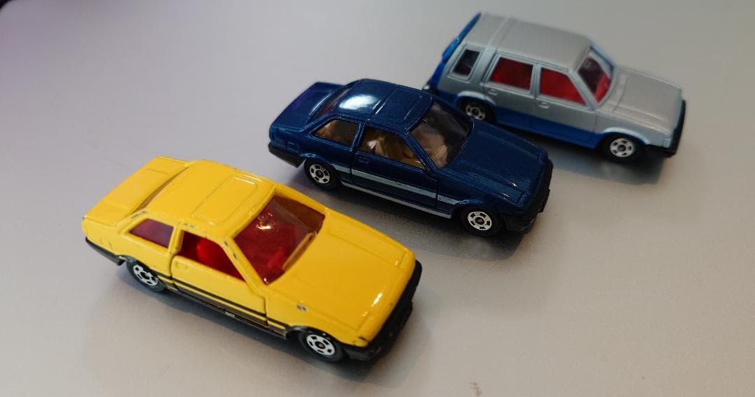 日本製 トミカ】トヨタ スプリンタートレノ、カリブ 3台（No.23、67