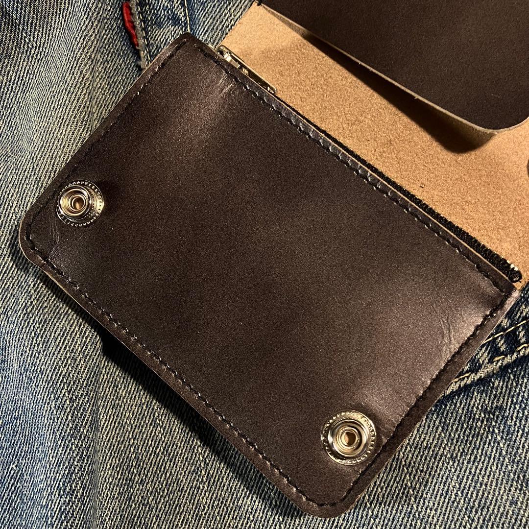 お札が折れない！ミドルトラッカーウォレット 3層 シルバー 栃木レザー