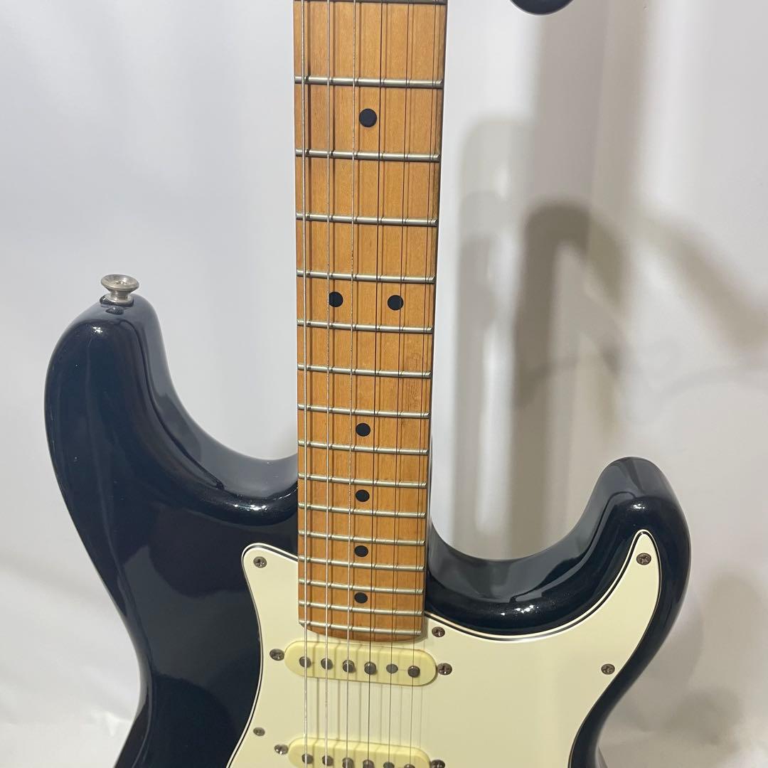 Squier Stratocaster Standard エレキギター