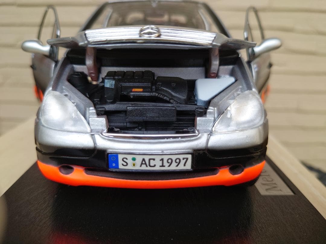 1/18 メルセデスベンツコレクション A クラス(フォーミュラ1デザイン)