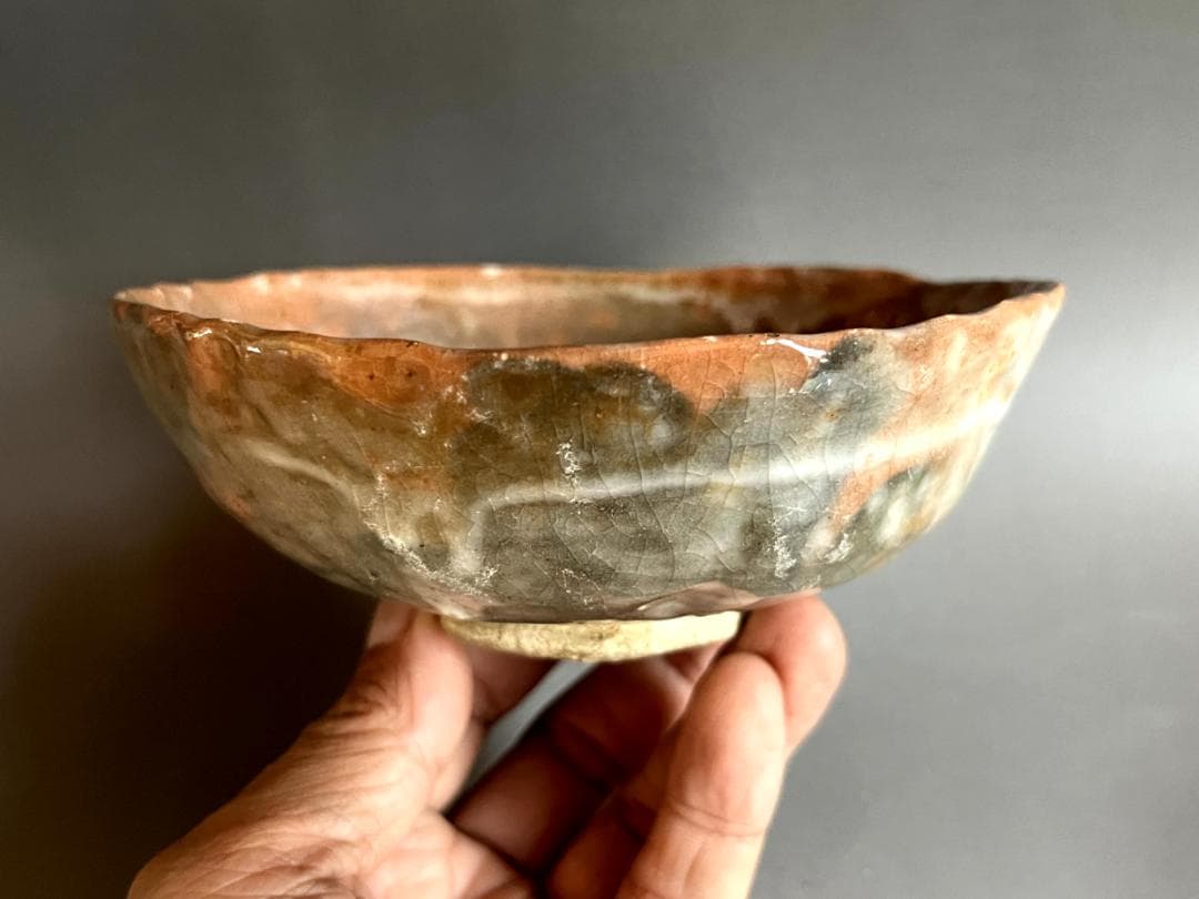 茶碗□古赤楽平茶碗【浪】和歌彫り 風 夏の夕暮れ お茶道具 時代物