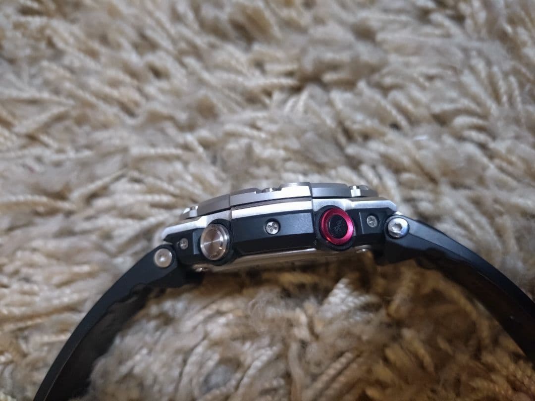 HAL　G-SHOCK GST-B100-1AJF