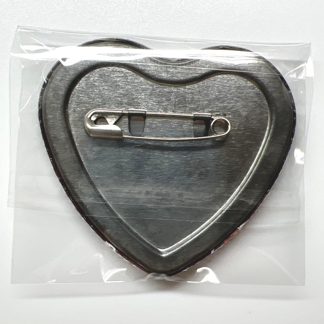 鬼滅の刃 竈門禰豆子 プリロール限定 描きおろしイラスト缶バッジ ハート型