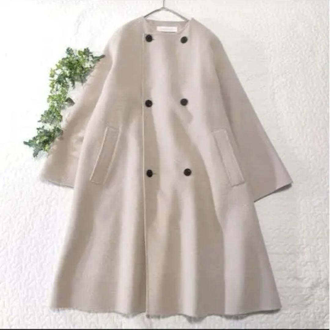 ギャルリーヴィー　ベージュ ダブルブレストコート　美品 ギャルリーヴィーベージュ ダブルブレストコート美品