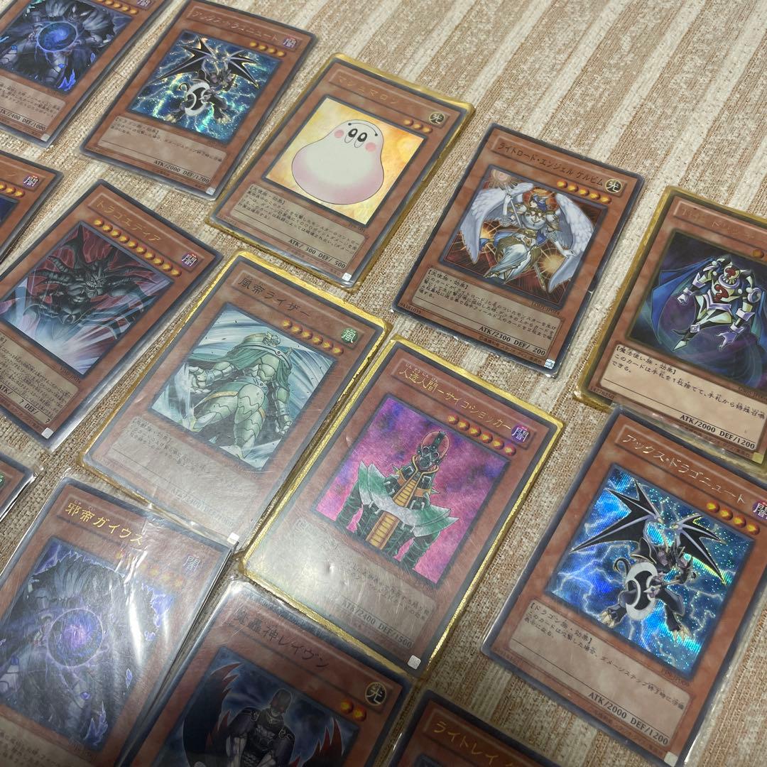f*n様 引退品　遊戯王カードセット　 青眼の白龍【初期】含む　200枚以上
