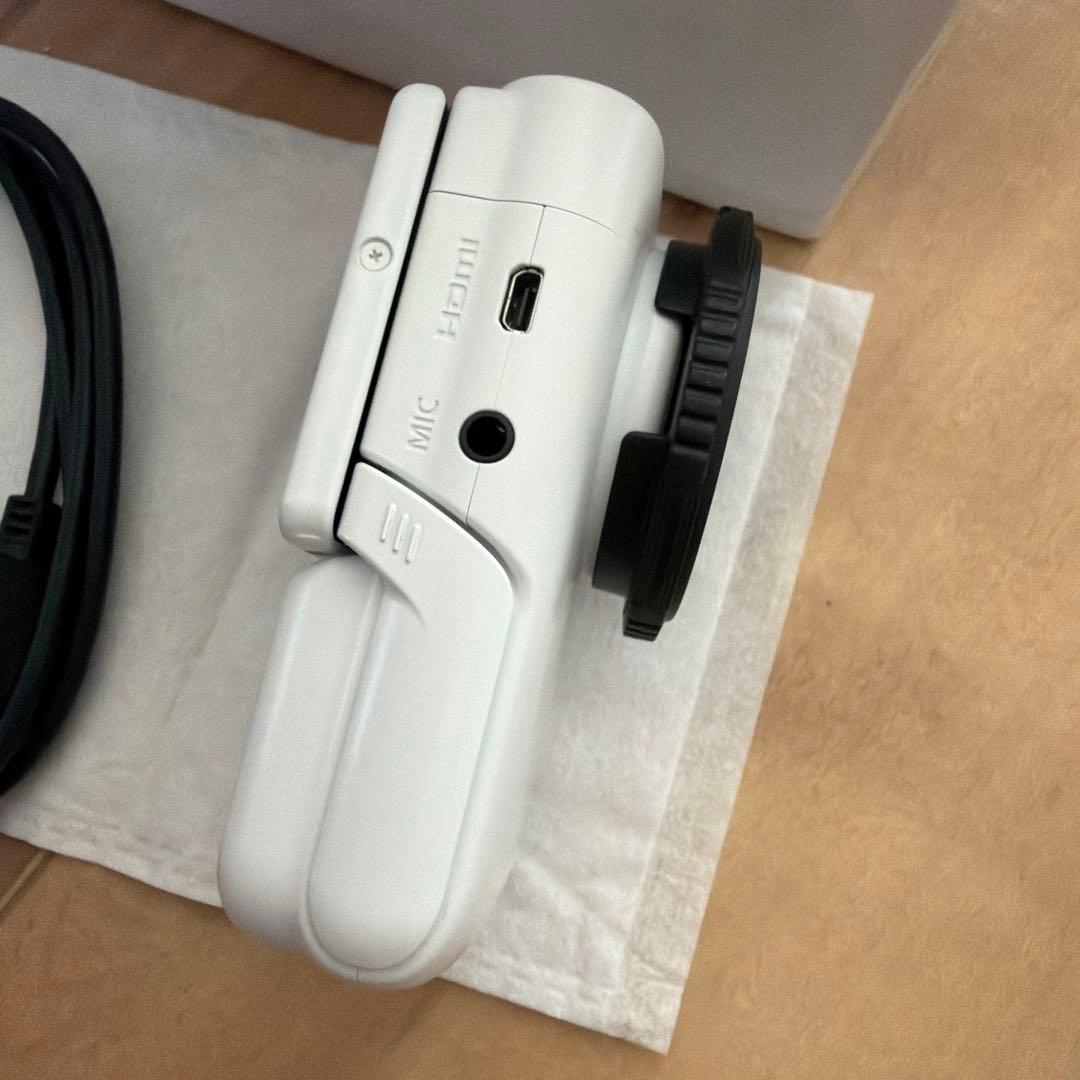 Canon パワーショット V10 ホワイト おまけ付き