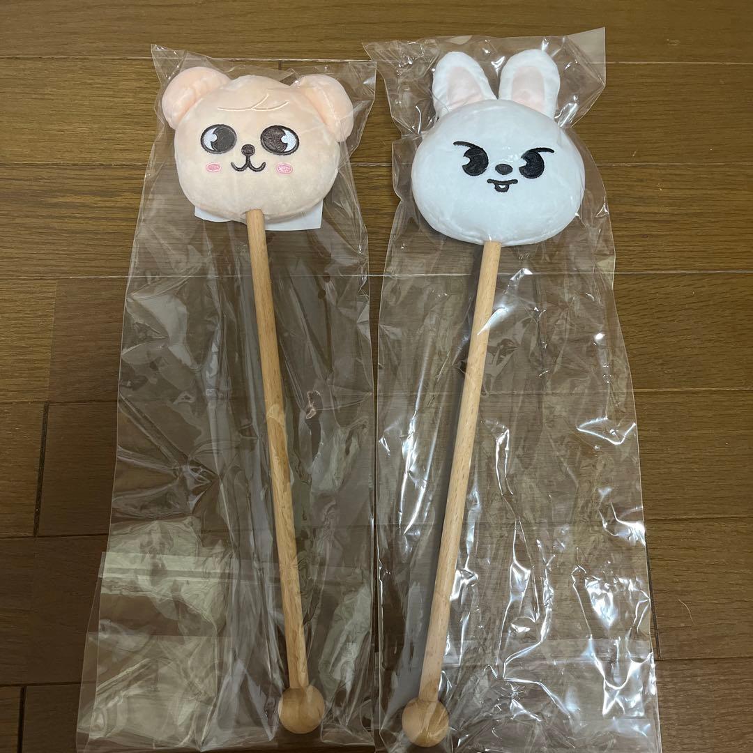 straykids スキズ 肩たたき棒 リービット パピーム stray kids スマホ