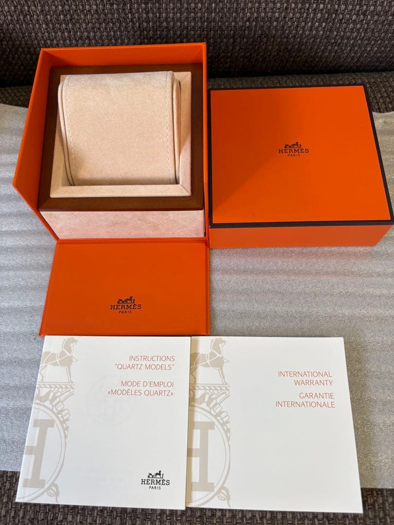 正規品 極美品 HERMESエルメス時計ケース 空箱（大サイズ）