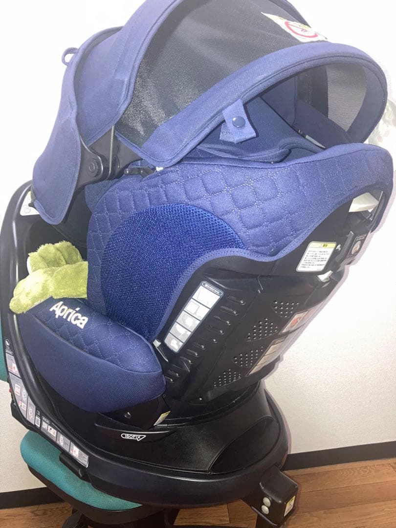 ゆうゆ⭐︎⭐️【可変式】フラディアグロウプレミアムISOFIXチャイルドシート