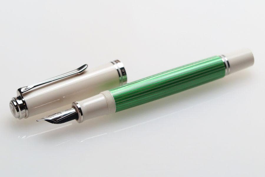 未使用品】ペリカン 万年筆 M605 グリーンホワイト M（中字）