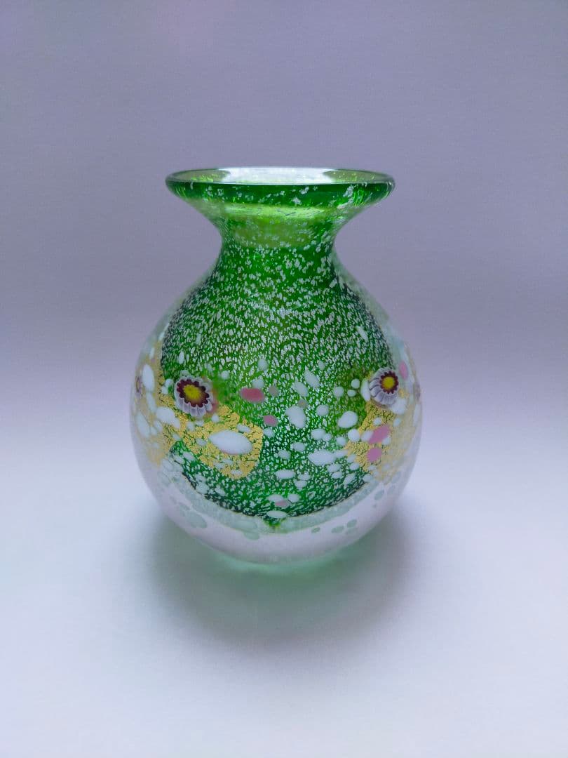 新品未使用】黒木国昭 花器 金銀彩 春爛漫 B68 黒木国昭 花器 金彩象嵌 「