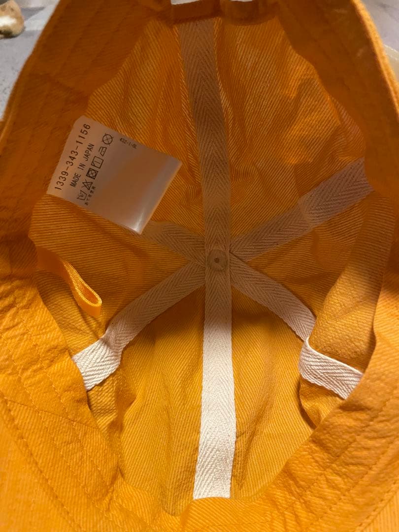 MAN-TLE MAN-TLE R16C1 Unisex Hat, Signal