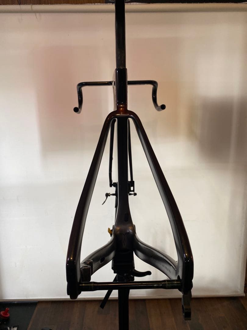 ELVES カーボンロードバイクフレーム ブラック「りる」