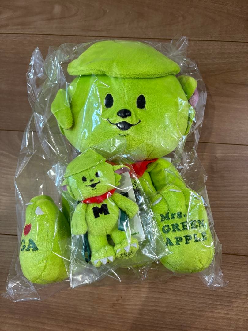 未開封Mrs. GREEN APPLE メメルぬいぐるみ・キーホルダー&シャツ
