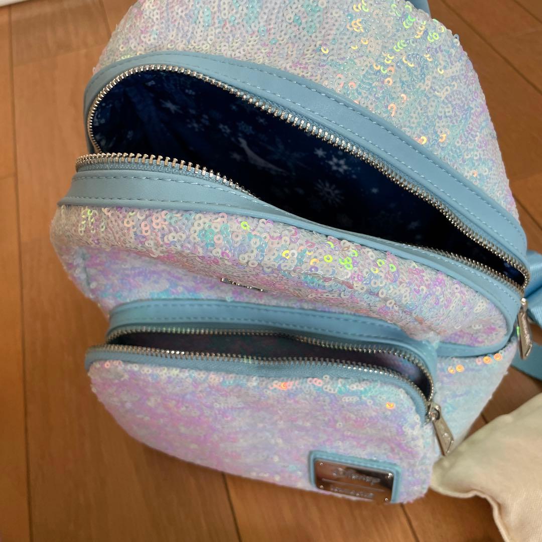 loungefly（ラウンジフライ）アナと雪の女王 バックパック - メルカリ