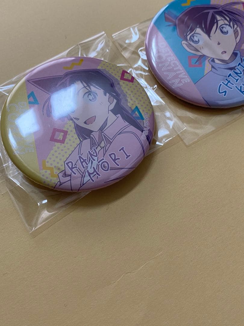 名探偵コナン 缶バッジ 工藤新一 毛利蘭 30周年 コナンカフェ 北栄町