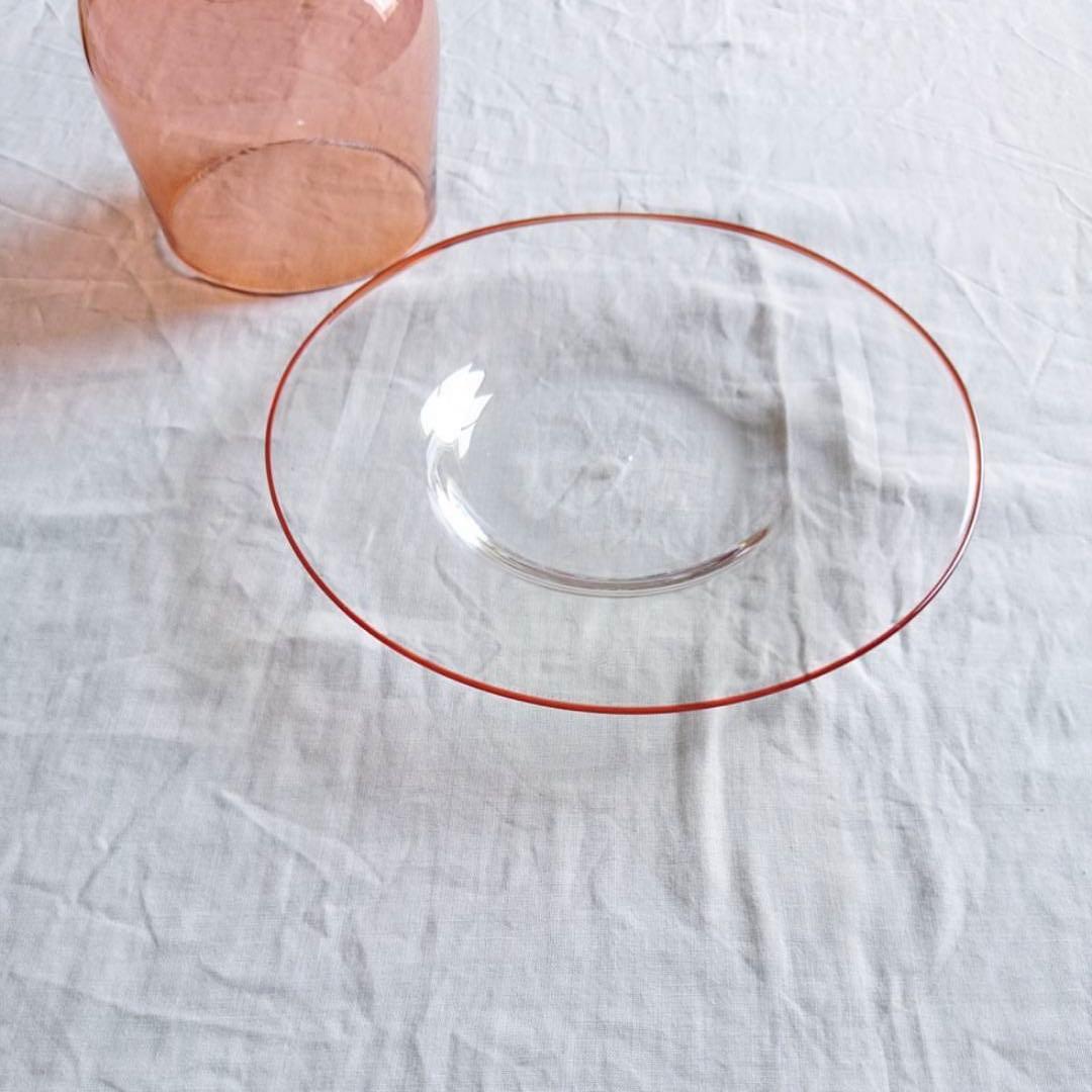 新品未使用☆黒川登紀子 縁カラー ガラスプレート小 2枚セット 緑赤