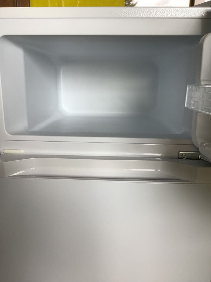 【mochan_ 】2ドア冷蔵庫 PRC-B092D-W 87L 21年製