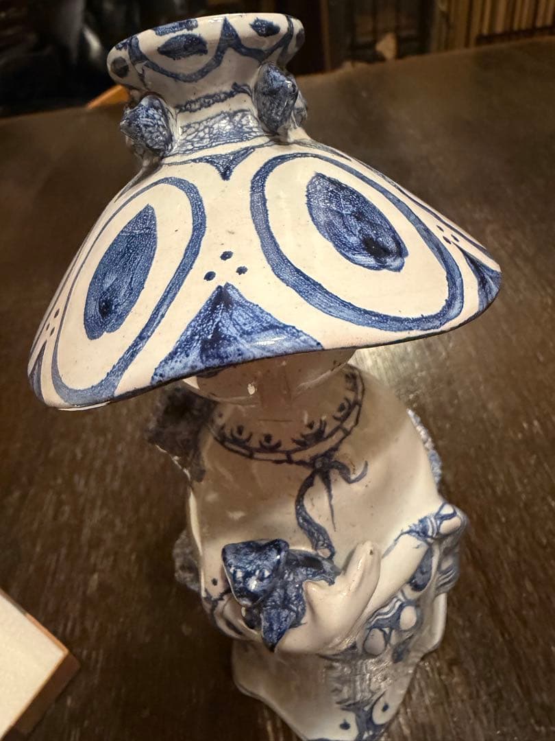 ビヨンヴィンブラッド　陶器人形